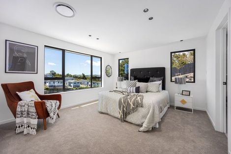 Photo of property in 15 Dulcie Way, Orewa, 0931