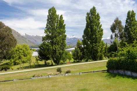 Photo of property in 22 Greenbelt Place, Wanaka, 9305