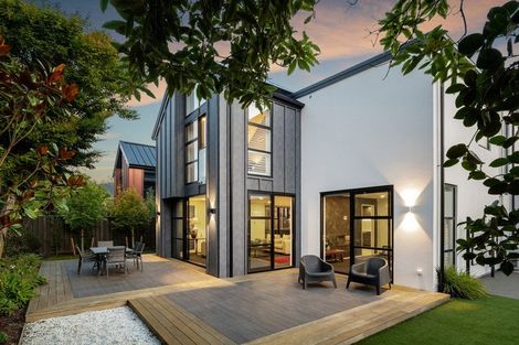 Photo of property in 22a Wroxton Terrace, Merivale, Christchurch, 8014