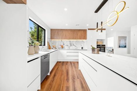 Photo of property in 21a Salamanca Road, Sunnynook, Auckland, 0620