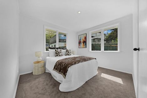 Photo of property in 1/20 Sarajevo Place, Massey, Auckland, 0614