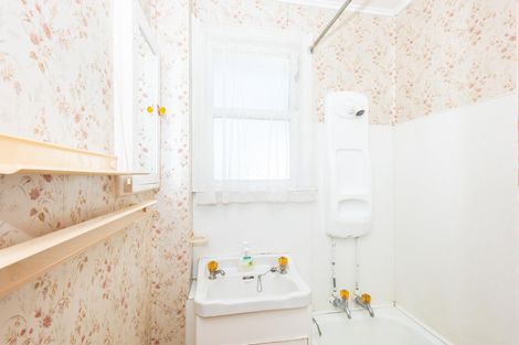 Photo of property in 1 Kauri Street, Elgin, Gisborne, 4010