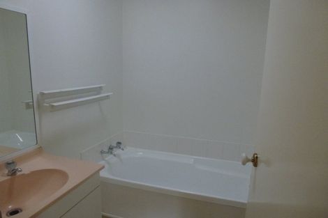 Photo of property in 7 Sherpa Place, Massey, Auckland, 0614