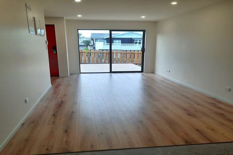 Photo of property in 5/10 Rimu Street, New Lynn, Auckland, 0600