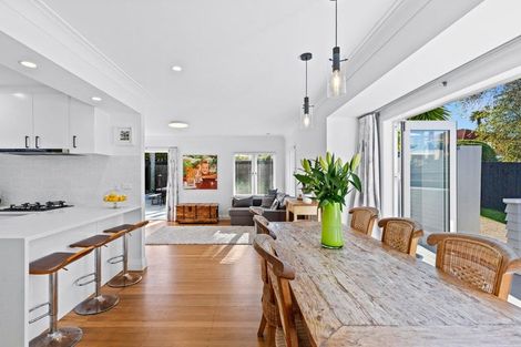 Photo of property in 1/20 Huron Street, Takapuna, Auckland, 0622