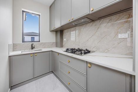 Photo of property in 27 Hauhake Road, Flat Bush, Auckland, 2019