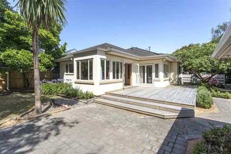 Photo of property in 110 Clyde Road, Ilam, Christchurch, 8041