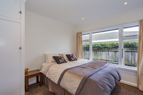 Photo of property in 4 Hampton Place, Burnside, Christchurch, 8053