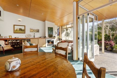 Photo of property in 33 Sylvan Way, Silverstream, Upper Hutt, 5019