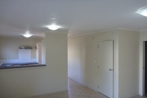 Photo of property in 41 Tiri Tiri Road, Birkdale, Auckland, 0626