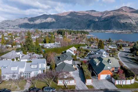 Photo of property in 4 Cherry Court, Wanaka, 9305