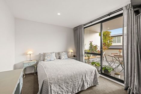 Photo of property in 2/55 Carlton Mill Road, Merivale, Christchurch, 8014