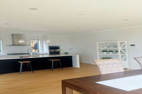 Photo of property in 6 Pennant Street, Long Bay, Auckland, 0630
