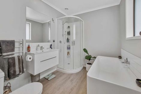 Photo of property in 34 Pioneer Road, Ngongotaha, Rotorua, 3010