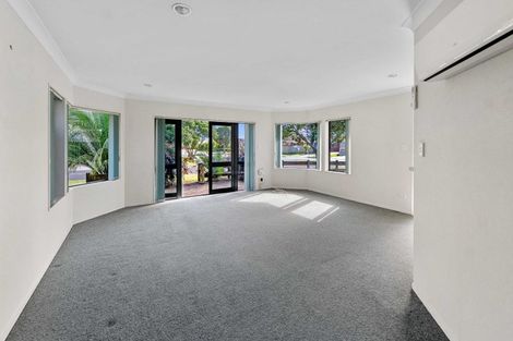 Photo of property in 125 Pacific View Road, Papamoa Beach, Papamoa, 3118