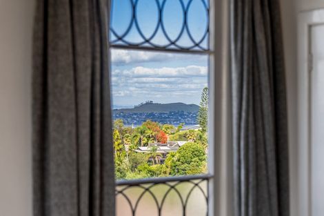 Photo of property in 19 Hendry Avenue, Hillsborough, Auckland, 1042