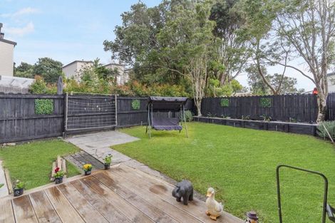 Photo of property in 18 Chapel Road, Flat Bush, Auckland, 2019