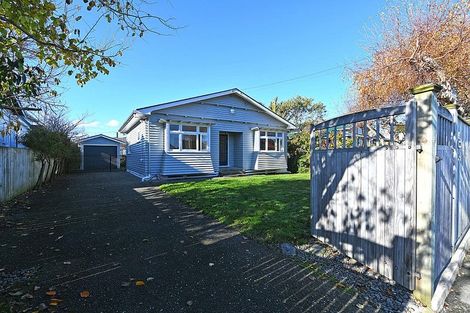 Photo of property in 24 Fitzherbert Street, Alicetown, Lower Hutt, 5010