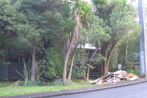 Photo of property in 85 Woodlands Park Road, Titirangi, Auckland, 0604
