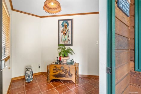 Photo of property in 214 Shaw Road, Oratia, Auckland, 0604