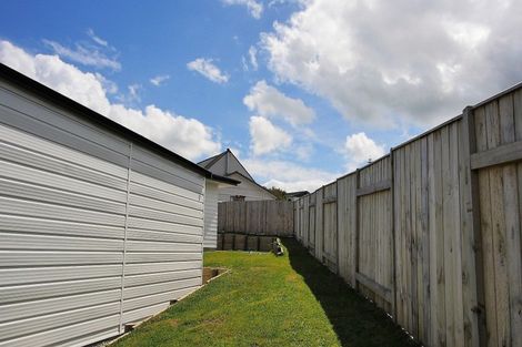 Photo of property in 18 Poplar Grove, Feilding, 4702