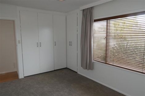 Photo of property in 13 Glen Marine Parade, Glendene, Auckland, 0602