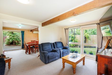 Photo of property in 17 Tilbury Avenue, Hokowhitu, Palmerston North, 4410