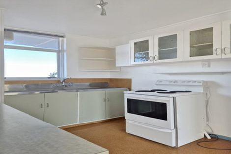 Photo of property in 23 Rangitane Street, Maupuia, Wellington, 6022