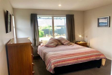 Photo of property in 28 Ngawhatu Road, Stoke, Nelson, 7011