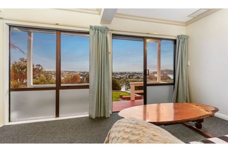 Photo of property in 70 Pemberton Avenue, Bayview, Auckland, 0629