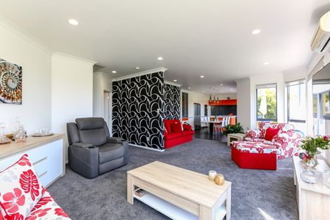 Photo of property in 401 Devon Street East, Strandon, New Plymouth, 4312