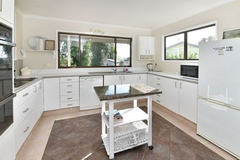 Photo of property in 14 Foster Crescent, Snells Beach, 0920