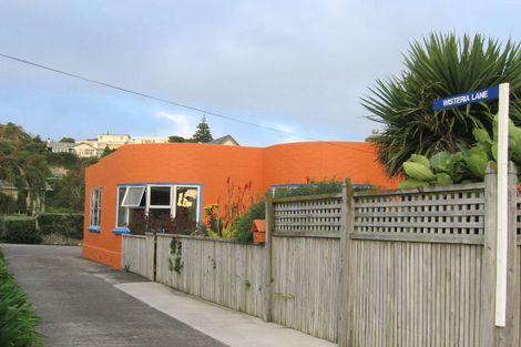 Photo of property in 204 Saint Andrews Road, Plimmerton, Porirua, 5026