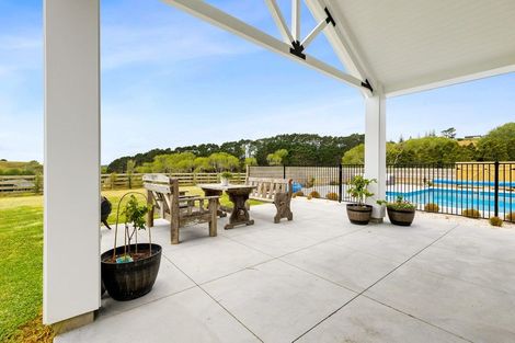 Photo of property in 261 Fletcher Road, Waimauku, 0881