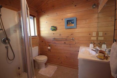 Photo of property in 1121 Hikuai Settlement Road, Pauanui, Hikuai, 3579