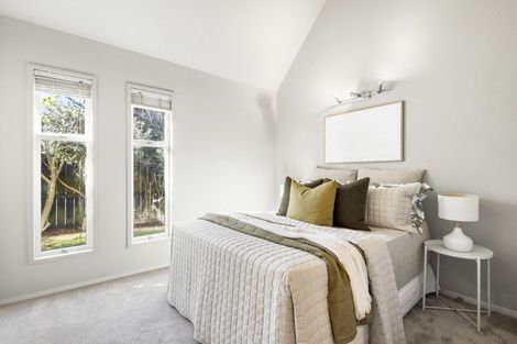 Photo of property in 2/68 Norwood Road, Bayswater, Auckland, 0622