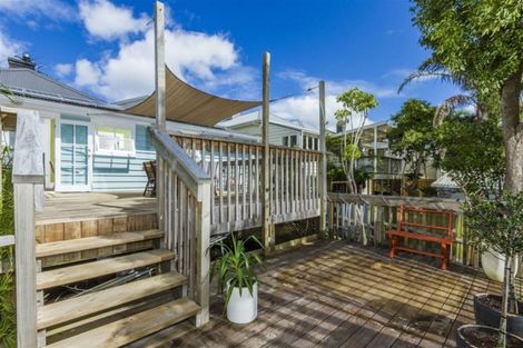 Photo of property in 104 Calliope Road, Stanley Point, Auckland, 0624