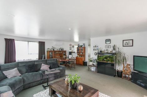 Photo of property in 48 Norbiton Road, Foxton, 4814