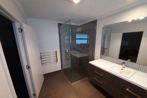 Photo of property in 119 Alec Craig Way, Gulf Harbour, Whangaparaoa, 0930