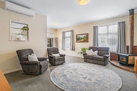 Photo of property in 1 Gunn Street, Gonville, Whanganui, 4501