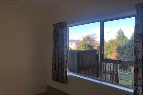 Photo of property in 2/28 Homedale Street, Pukehangi, Rotorua, 3015