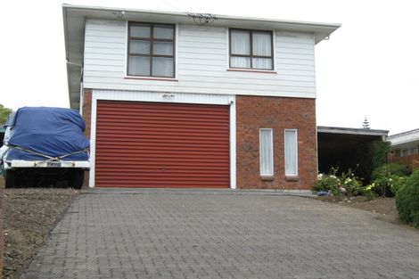 Photo of property in 42 Sullivan Avenue, Mangere Bridge, Auckland, 2022