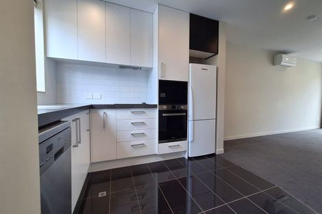 Photo of property in 9/2 Stone Street, Miramar, Wellington, 6022