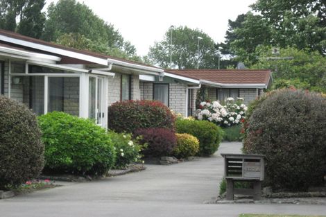 Photo of property in 2/103 Withells Road, Avonhead, Christchurch, 8042
