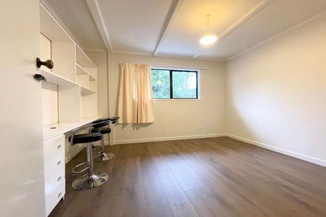 Photo of property in 122 Triangle Road, Massey, Auckland, 0614
