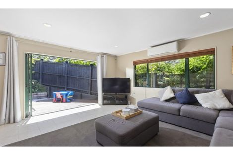 Photo of property in 1/50 Nigel Road, Browns Bay, Auckland, 0630