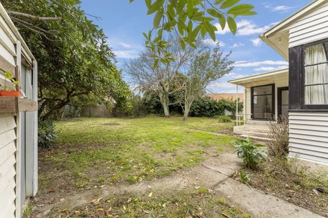 Photo of property in 4 Nathan Place, West End, Palmerston North, 4412