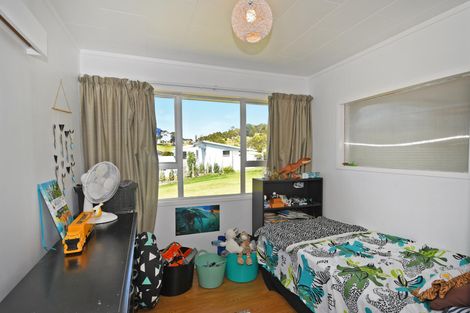 Photo of property in 44 Hauraki Road, Leigh, Warkworth, 0985