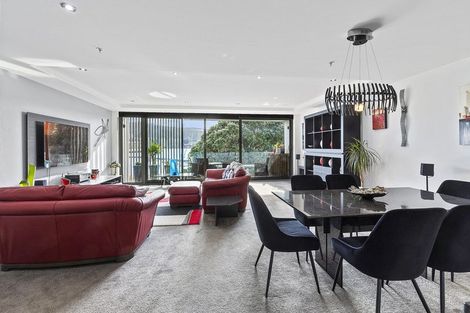 Photo of property in Dune, 2c/138 Oriental Parade, Oriental Bay, Wellington, 6011