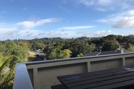 Photo of property in 2/24 Bonito Place, Bayview, Auckland, 0629